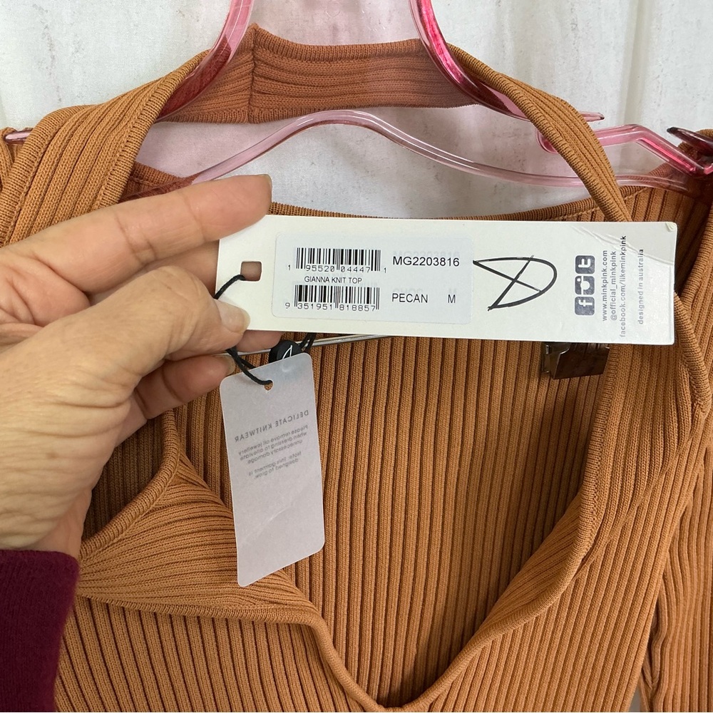 NEW Mink Pink Revolve Pecan Gianna Knit Long Sleeve Top Sweater Size M - Picture 14 of 16
